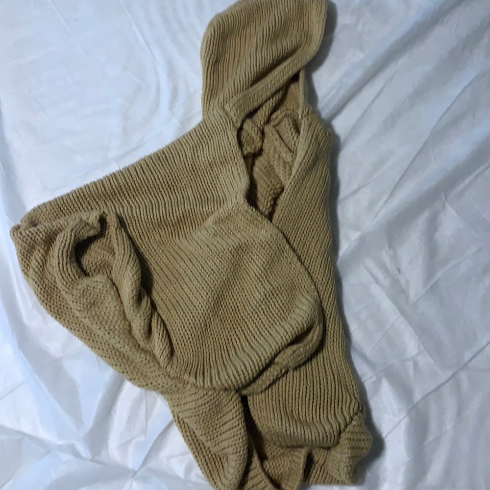 Hooded, shawl-like, short sleeve sweater